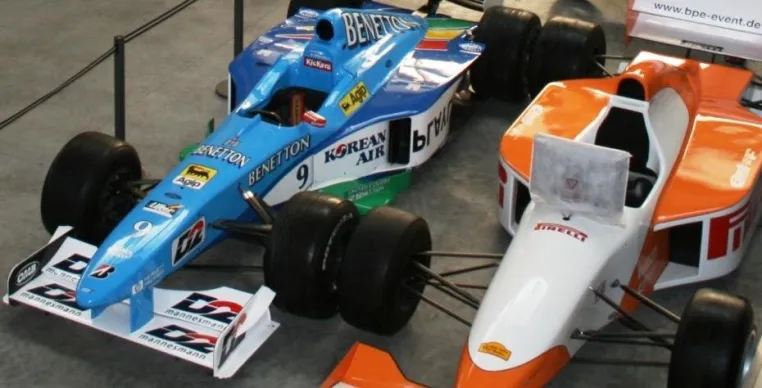 Schumacher-Hype lässt die Kassen klingeln Bild: Schumacher-Hype lässt die Kassen klingeln
