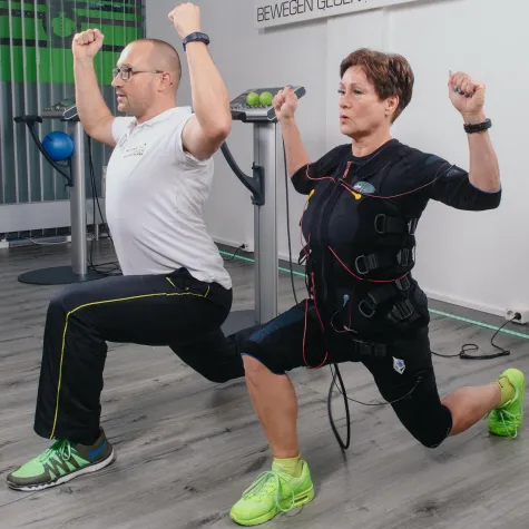 Gesund abnehmen mit EMS Training von Körperformen Bild: Gesund abnehmen mit EMS Training von Körperformen