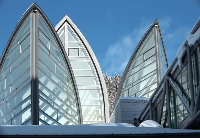 Bild: Silberner IOC/IAKS Award 2009 für Tschuggen Bergoase