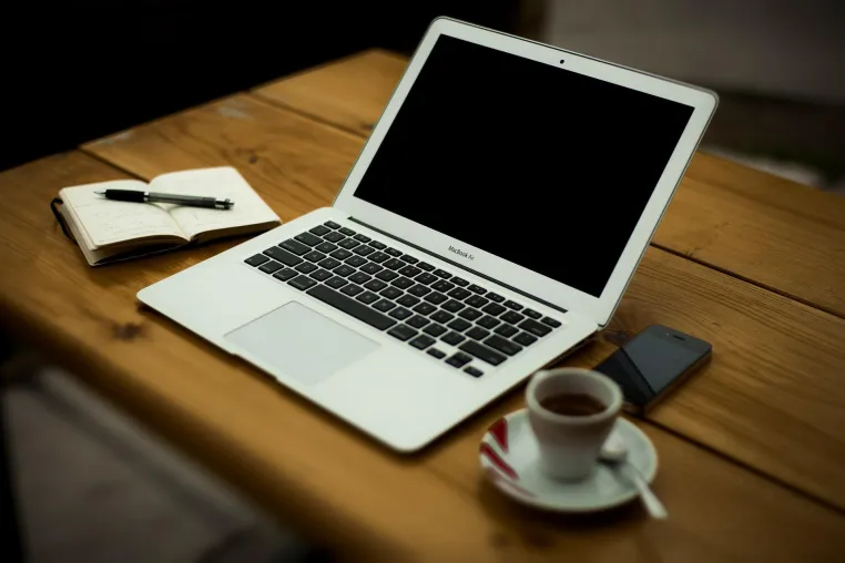 Bild: Als „Neuer“ im Home-Office – so geht’s