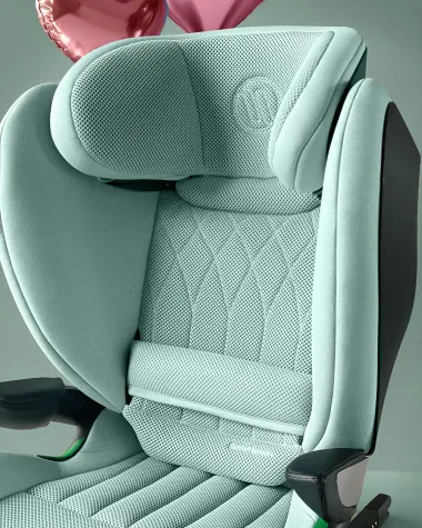 Bild: Der richtige Kindersitz für lange Autofahrten: Sicherheit und Komfort im Fokus