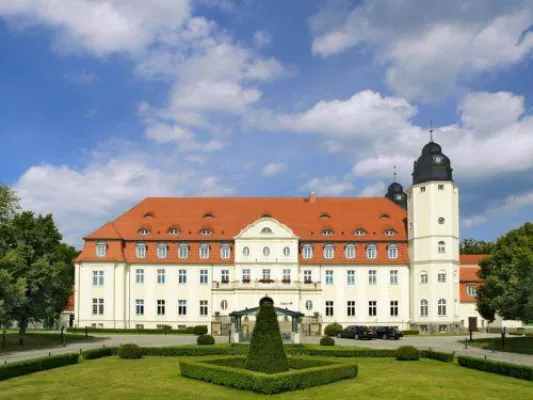 Bild: Spaß haben und die große Liebe finden im Radisson Blu Resort Schloss Fleesensee