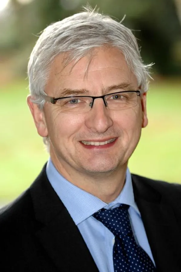 Dr. Herbert Rath - neuer Geschäftsführer der ZENIT GmbH