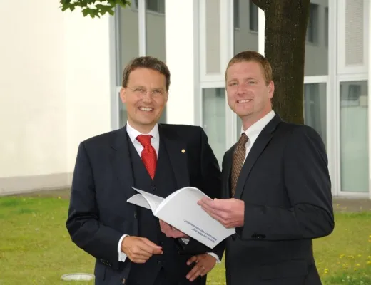 Mandat Managementberatung GmbH stellt aktuelle Studie zu Schnittstellen zwischen Marketing und Vertrieb vor Bild: Mandat Managementberatung GmbH stellt aktuelle Studie zu Schnittstellen zwischen Marketing und Vertrieb vor