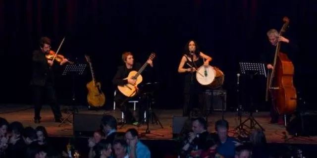 Bild: Tango en las vias - Tango an den Gleisen in München