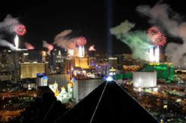 Las Vegas feiert Silvester der Superlative Bild: Las Vegas feiert Silvester der Superlative
