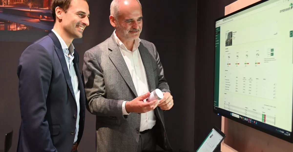 Christoph Berger (vilisto) und Dr.-Ing. Stefan Plesser (synavision), Geschäftsführer (v.l.n.r.) (© (c)synavision)