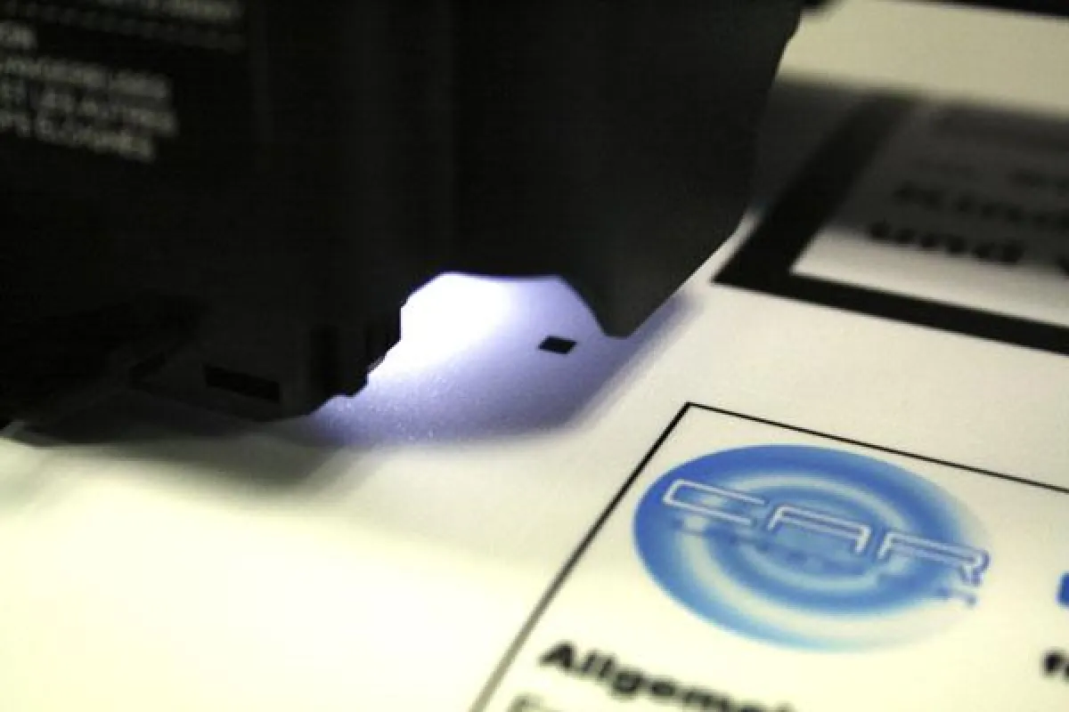 intelligenter Kameraoptik zum Plotten von Aufklebern