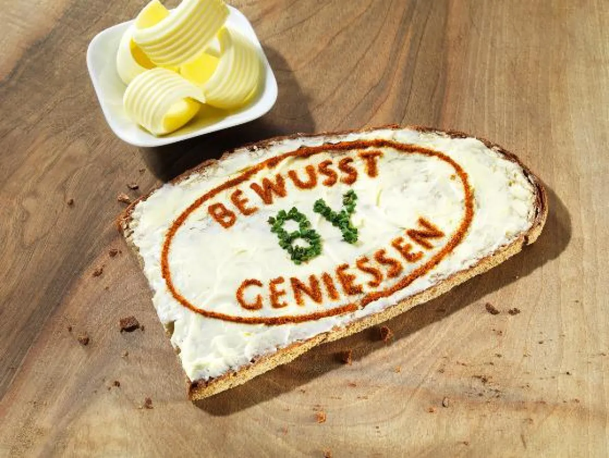 Bildunterschrift: Butter formen nach Lust und Laune -  und genießen. Bildquelle: LVBM