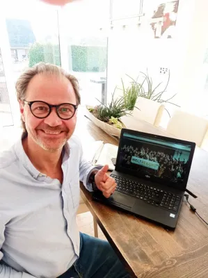 Bild: Weltrekord !!! 314 Teilnehmer beim 2. Internationalen Zoom-Hack-Slam 