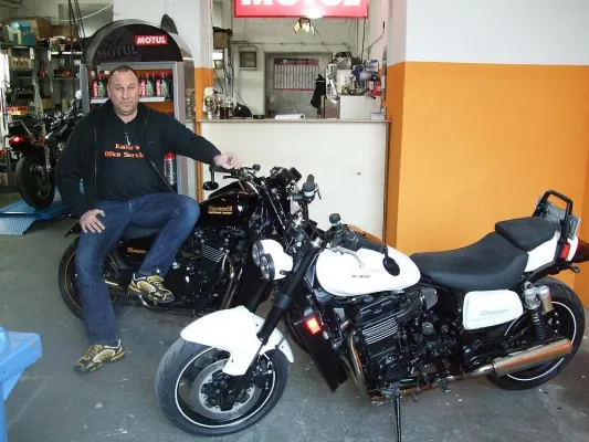 Bild: NEUERÖFFUNG einer Motorradschmiede in Erzhausen bei Darmstadt