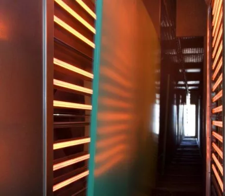 Schilder werden schöner mit Infrarot-Strahlern Bild: Schilder werden schöner mit Infrarot-Strahlern