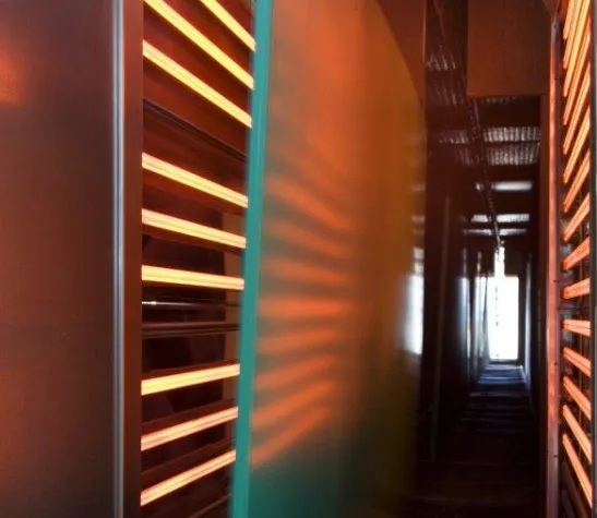 Bild: Schilder werden schöner mit Infrarot-Strahlern