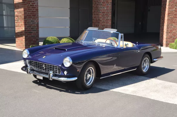 Bild: RHEIN-MAIN KLASSIK 2024:  70 Old- und Youngtimer starten am 13. September auf dem Frankfurter Messegelände  