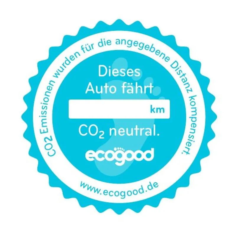 Die Klima-Vignette von ecogood zeigt, dass ein Auto klimaneutral unterwegs ist