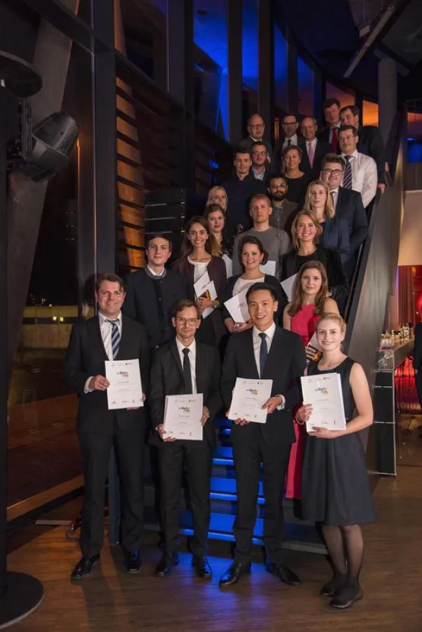 Teilnehmer und Juroren am Dentsply Sirona Förderpreis 2017 von DGZMK und BZÄK  (Dentsply Sirona)