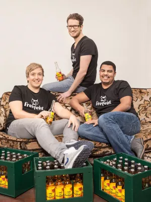 Bild: Aus Studentenprojekt wird erfolgreiches Business: Start-up entwickelt ersten Anti-Kater Drink ‚freigeist’