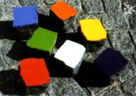 Bild: "bi-stone" - Betonwerk Bierholdt mit Markierungsstein für Straßen, Plätze und Wege