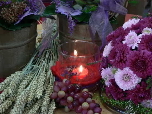 Bild: Kerzen-Dekorationen zum Herbstanfang am 22. September