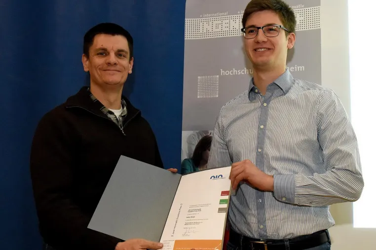 Java Informatik Exzellenz Preis 2018 von OIO Orientation in Objects geht an Stefan Beigel Bild: Java Informatik Exzellenz Preis 2018 von OIO Orientation in Objects geht an Stefan Beigel