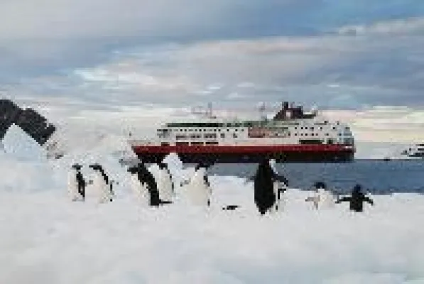 Bild: Antarktis - Eine Expedition an Bord der MS FRAM