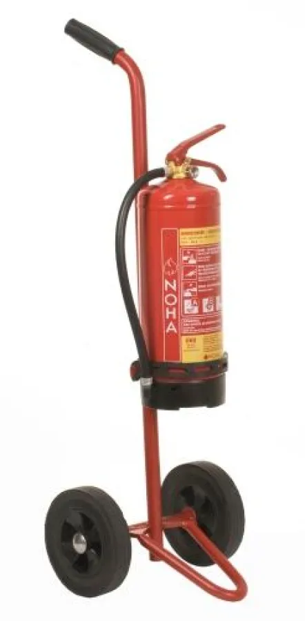 Feuerlöscher werden beweglicher - dank dem fahrbaren Untersatz von NOHA.