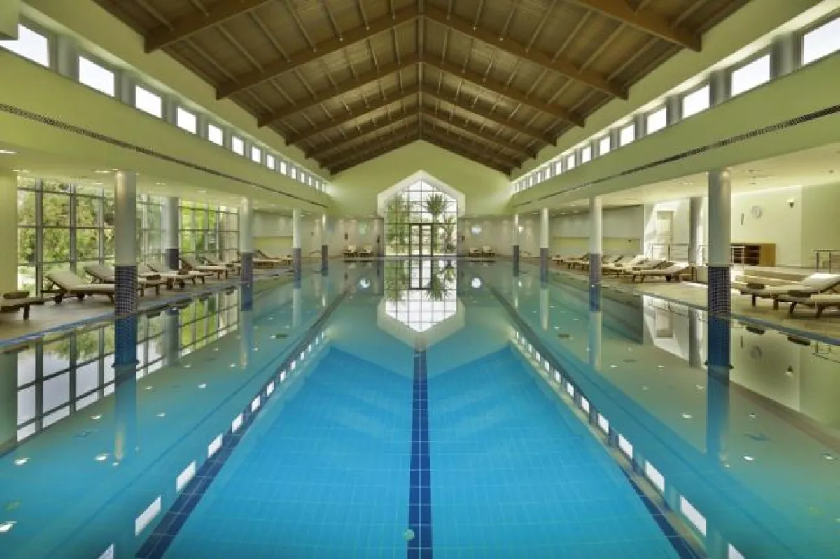 Das Hallenbad der Neptune Hotels ©Neptune Hotels