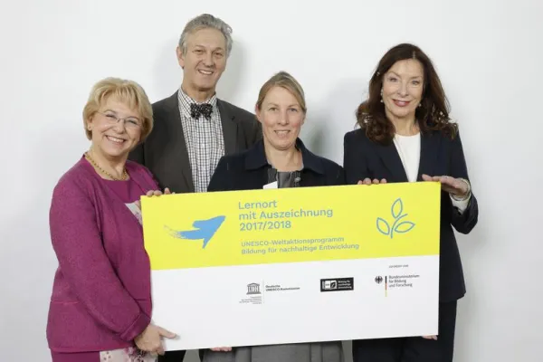 UNESCO-Auszeichnung: Hochschule Darmstadt ist „herausragender Lernort“ für Nachhaltigkeit Bild: UNESCO-Auszeichnung: Hochschule Darmstadt ist „herausragender Lernort“ für Nachhaltigkeit