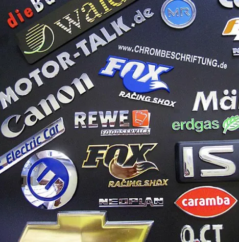 Bild: Chrombuchstaben – edle 3D-Beschriftungen aus Chrom