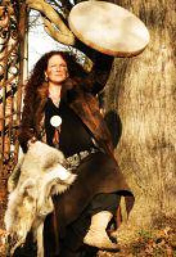 Stimmschamanin papajeahja Sandy Kühn