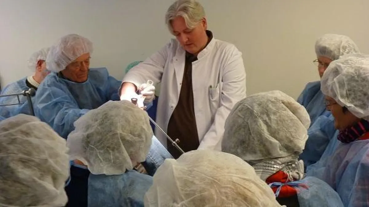 Paracelsus-Kurfürstenklinik Bremen_Inszenierte Live-OP