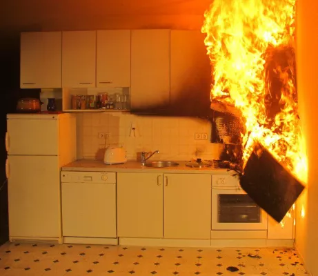 Bild: Brandgefahr: Küche ist Brandentstehungsort Nummer Eins