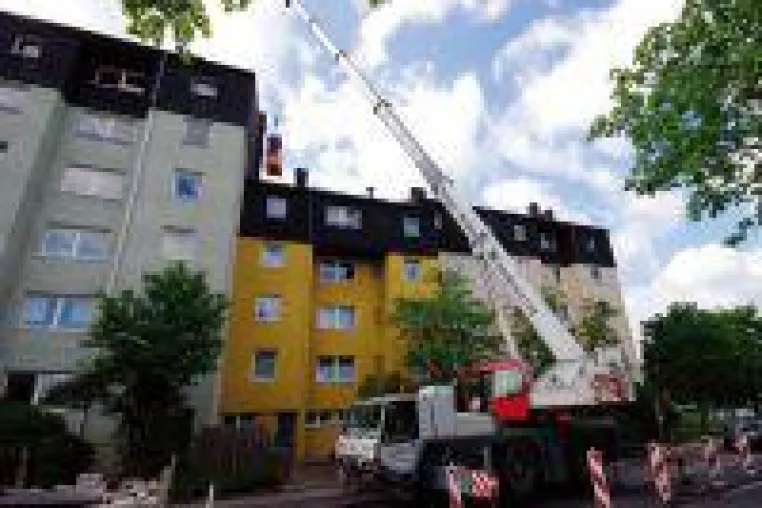 Weigel-Schrüffer: Dächer gut vor widrigem Wetter schützen Bild: Weigel-Schrüffer: Dächer gut vor widrigem Wetter schützen