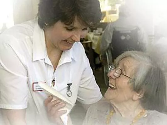 Bild: Weiterbildung als Ausweg aus der Pflege-Notlage