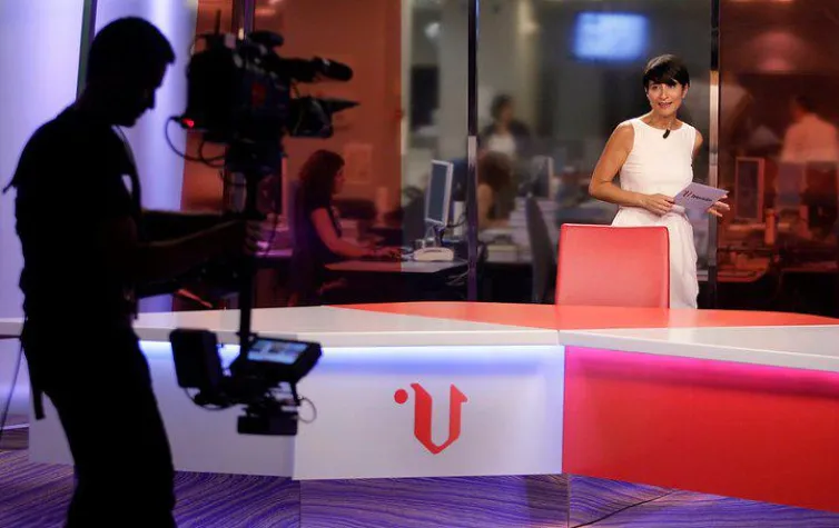 Bild: V Televisión verbindet Broadcast Studios mit H.264 Encoder und H.264 Decoder Produkten von Teracue