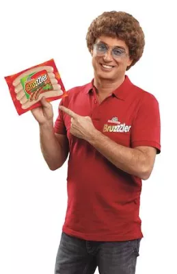 Bild: Neues Testimonial für WIESENHOF: Atze Schröder grillt den Bruzzzler