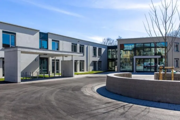 Stiftung Liebenau weiht innovatives Haus der Pflege in Tettnang ein Bild: Stiftung Liebenau weiht innovatives Haus der Pflege in Tettnang ein