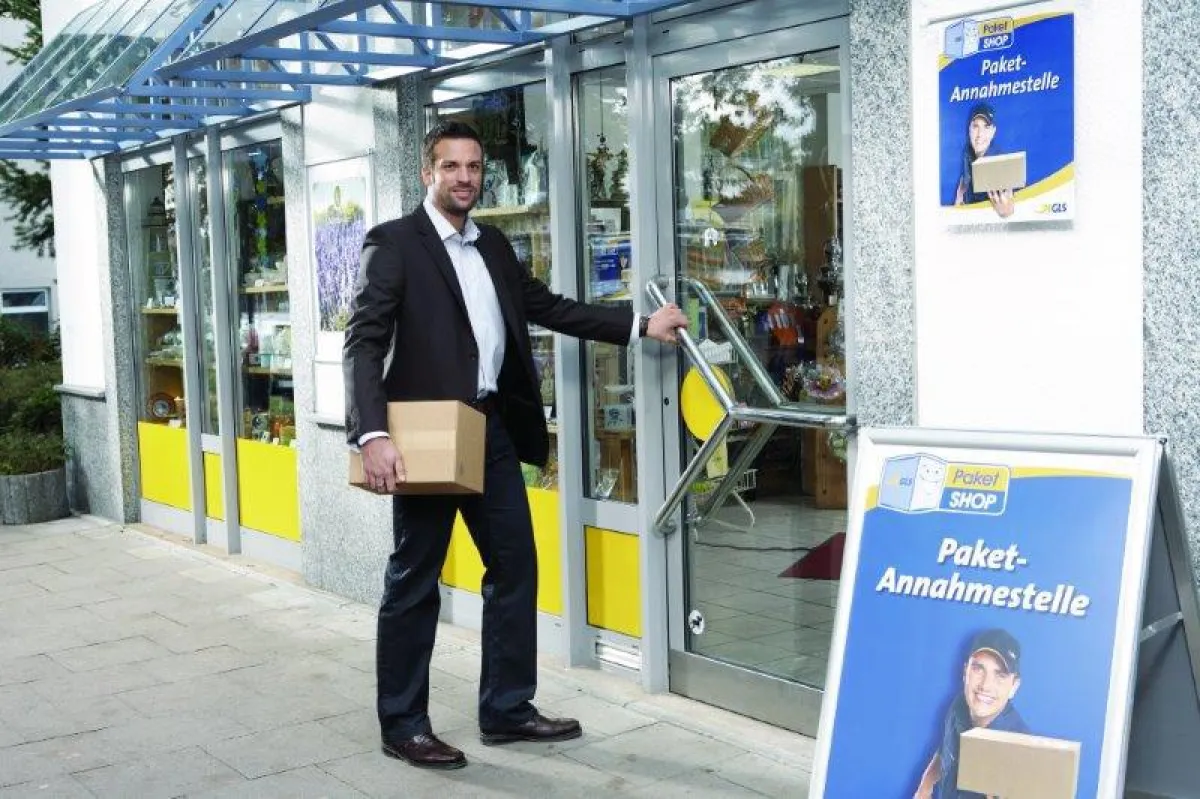 Bequem für Privatpersonen: In rund 600 GLS PaketShops können sie Pakete aufgeben und abholen.