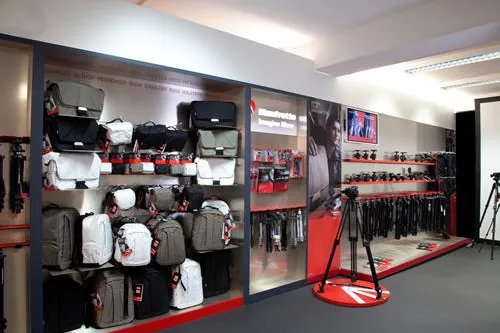 Bild: Ausrüstung für Profis von Profis im Shop-in-Shop-Konzept