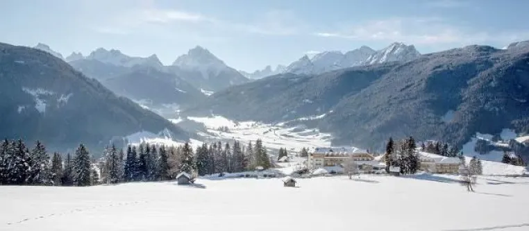 Wintertraum in den Dolomiten - Hotel Alpen Tesitin in Südtirol Bild: Wintertraum in den Dolomiten - Hotel Alpen Tesitin in Südtirol