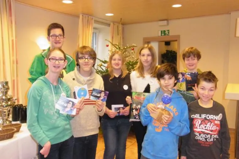 Film der SCHAKI-Selbsthilfegruppe gewinnt KiKa Zukunftsmacher Preis 2013 Bild: Film der SCHAKI-Selbsthilfegruppe gewinnt KiKa Zukunftsmacher Preis 2013