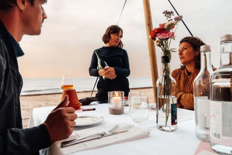 "Auf den Tisch" Initiative startet Food Festival für Regionalität und Genuss Bild: "Auf den Tisch" Initiative startet Food Festival für Regionalität und Genuss