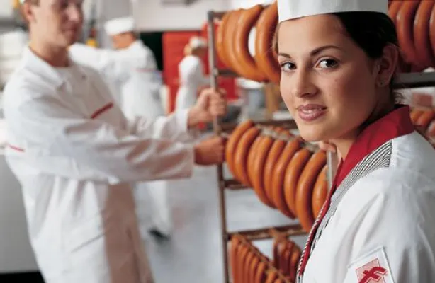 Bild: Mehr Ausbildungsplätze als Bewerber im Fleischerhandwerk