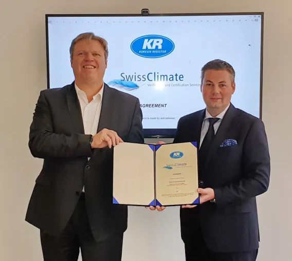 Swiss Climate EcoCare und Korean Register unterzeichnen Vereinbarung über IMO DCS-Services Bild: Swiss Climate EcoCare und Korean Register unterzeichnen Vereinbarung über IMO DCS-Services