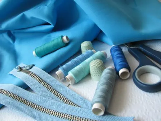Bild: Trend Selbstgenäht: Stich für Stich zum individuellen Outfit