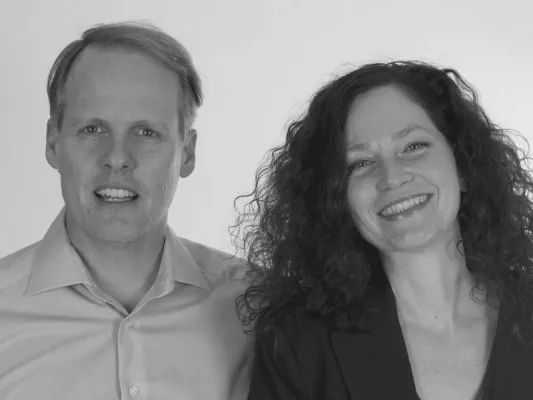 Bild: Premiere für HELDENKURS: „Notfallsituationen in der Zahnarztpraxis“ ab sofort auf DVD