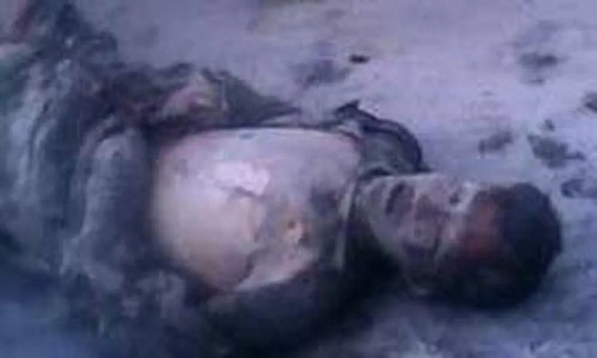 Der schwer verbrannte Yungdrung (Bild von Woeser)