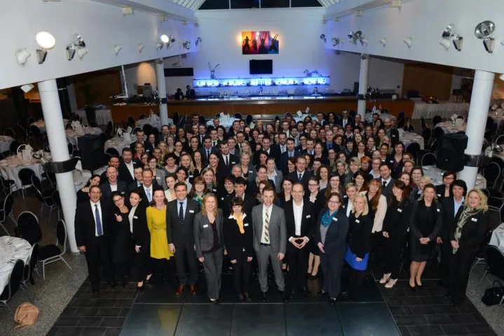 Bild: 400 Gäste und 200 Speed Dates beim 2. Annual Commercial Team Meeting