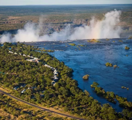 Bild: Afrika hoch acht