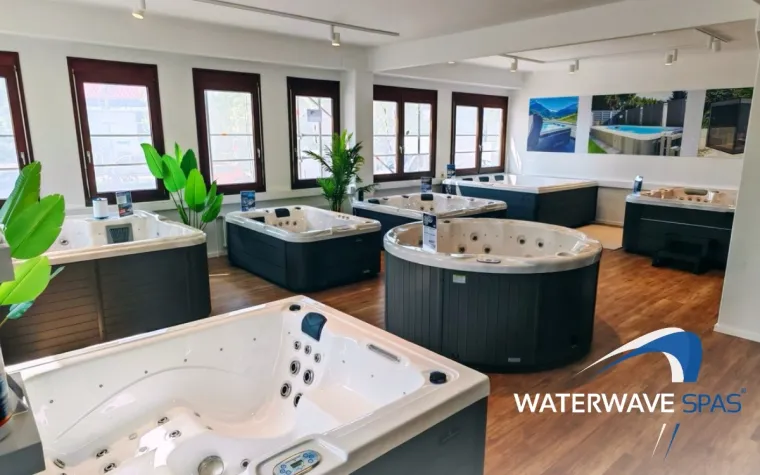Whirlpools, SwimSpas & Saunen – ab 1. September in Taufkirchen Bild: Whirlpools, SwimSpas & Saunen – ab 1. September in Taufkirchen